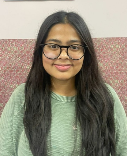 Young learner attending IELTS coaching class in Delhi