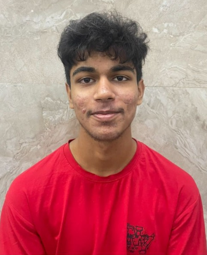 Student learning Swedish language at Mentor Language Institute Delhi