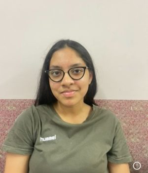 “Students improving communication skills in English Speaking Course in Delhi at Mentor Language Institute.”